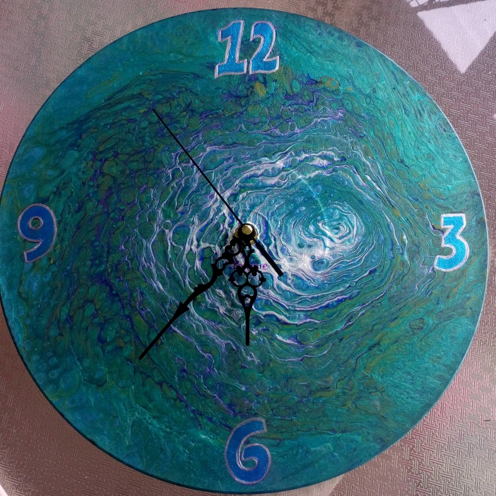 Hand Crafted Vinyl Record Clock Hand Painted Fluid Art Painting Abstract Wall